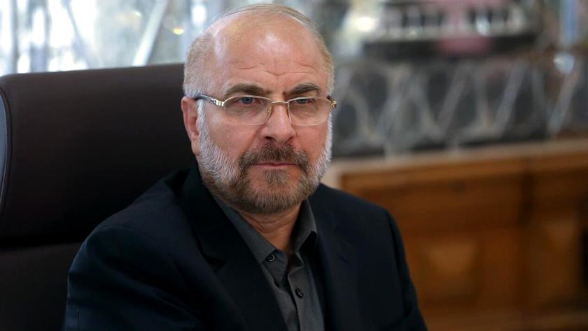 Iranpress: Parliament Speaker offers condolences over death of Ayatollah Mesbah Yazdi