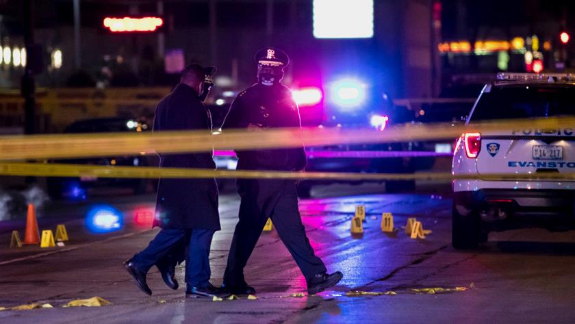 Iranpress: Four killed in Chicago shooting