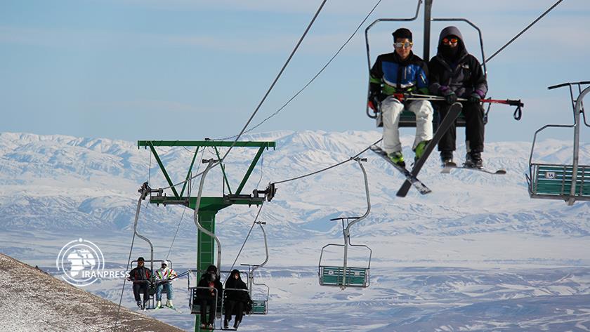 Iranpress: Alvares; largest ski resort in tourist city of Iran
