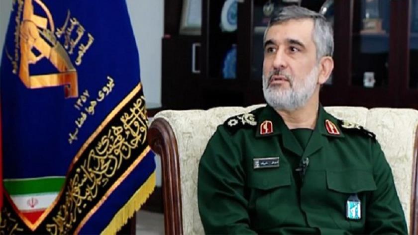 Iranpress: New power born in IRGC: Gen. Hajizadeh