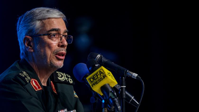 Iranpress:  Sacred defense, key to make Iran stronger
