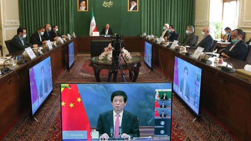 Iranpress: Parliament Speakers of Iran, China discuss bilateral ties