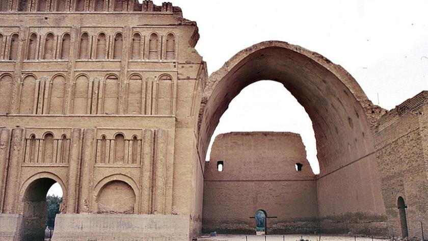 Iranpress: Iran offers to help repair damaged ancient Iraq monument