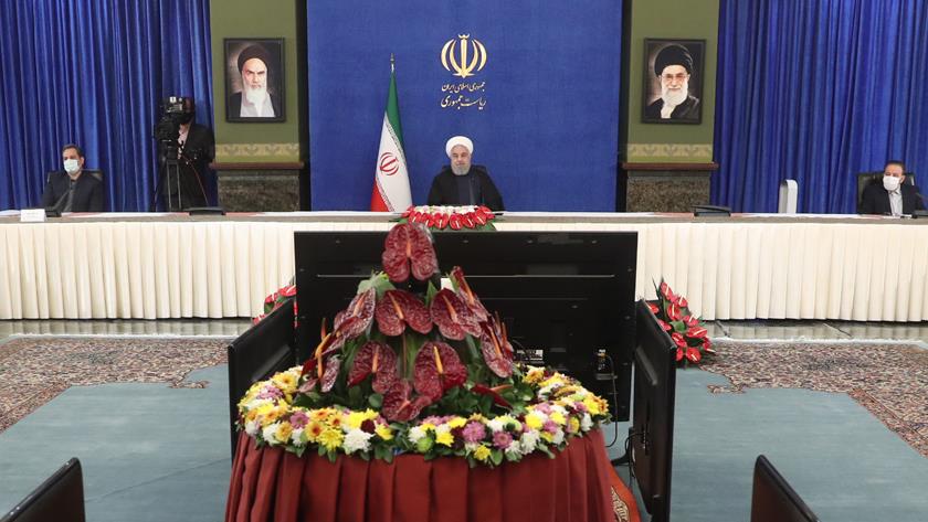Iranpress: Rouhani inaugurates national projects in agriculture management