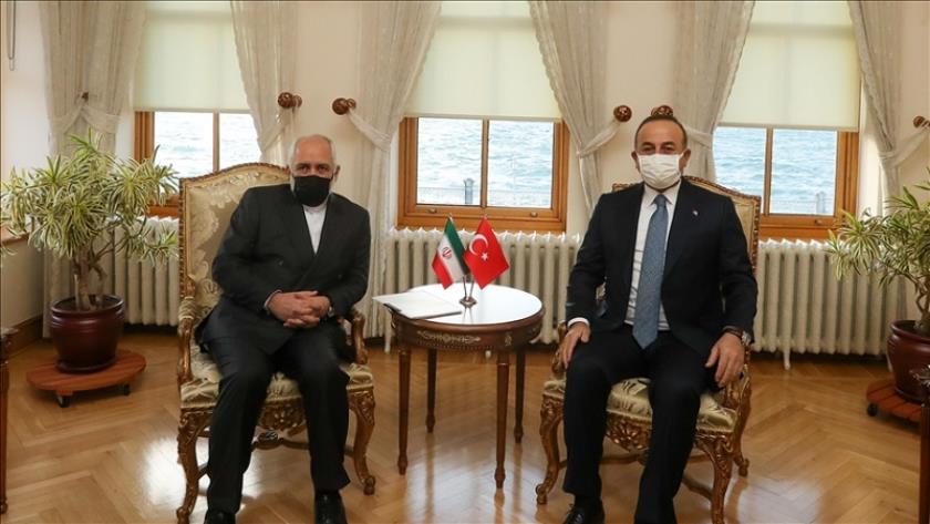 Iranpress: Iran’s Zarif meets Turkish FM