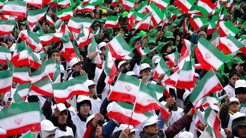 Iranpress: 10-Day Dawn portrays Iranian nation resolution to frustrate enemies