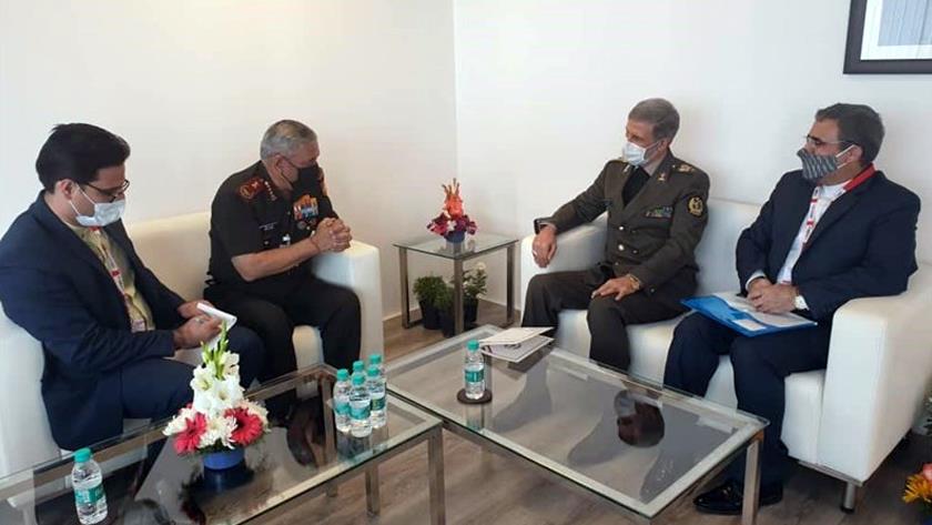 Iranpress: Iran’s Defense Minister calls for expansion of bilateral cooperation with India