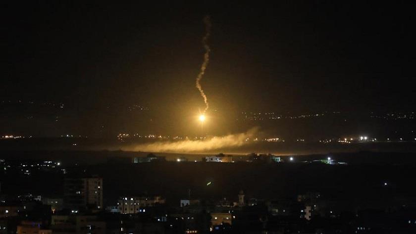 Iranpress: Israeli fighter jets attack southern Syria