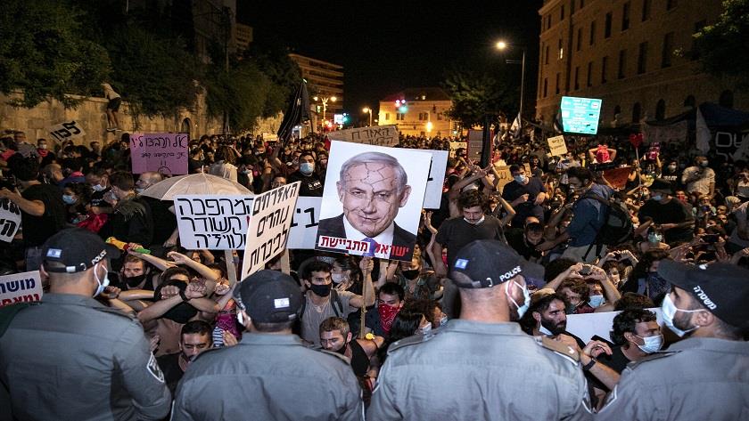 Iranpress: Israel: Protests against Netanyahu continue