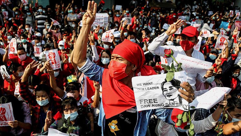 Iranpress: Myanmar engulfed by nationwide protest against military government 