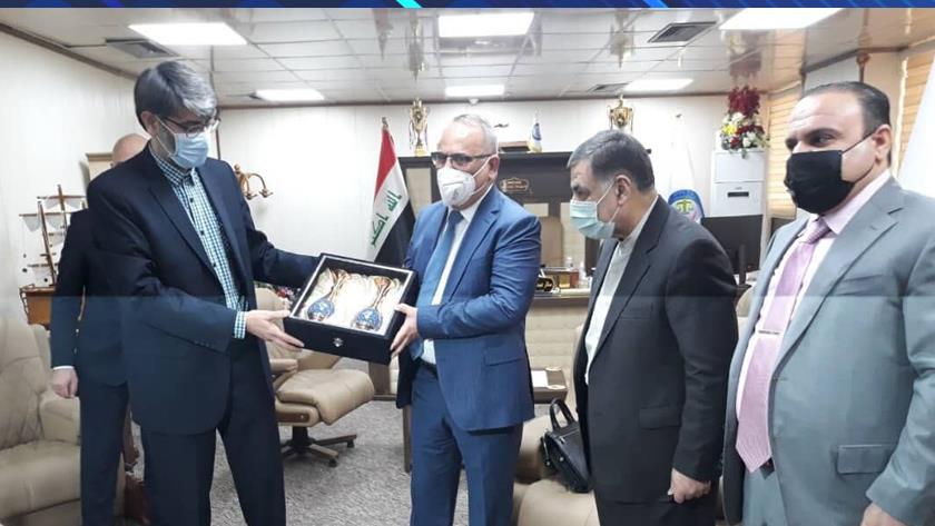 Iranpress: Iranian minister of justice meets his Iraqi counterpart