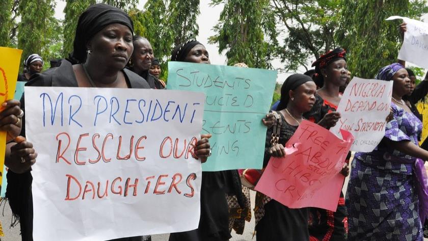 Iranpress: Hundreds of Nigerian schoolgirls still missing