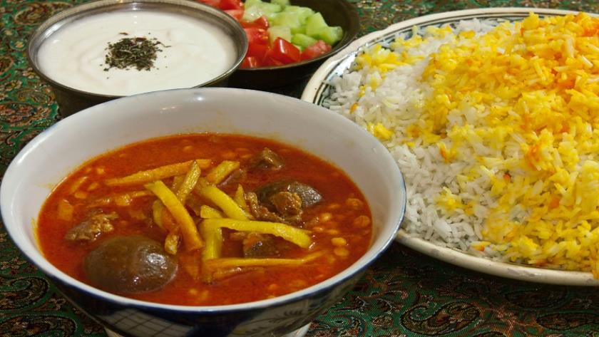 Iranpress: Try delicious Iranian foods: Khoresh Gheymeh 