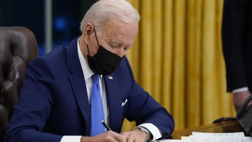 Iranpress: Biden calls on continuation of national emergency with respect to Iran