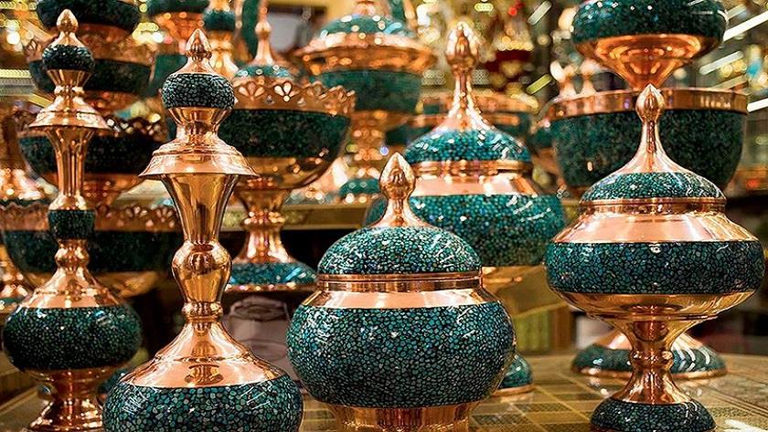 Iranpress: Iran exports $600 million in handicrafts