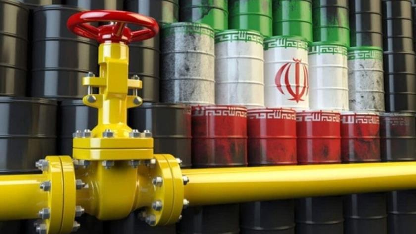 Iranpress: Oil production increased in southern Iran