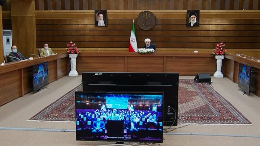 Iranpress: 600k medical staff are serving people to combat COVID-19: Pres. Rouhani