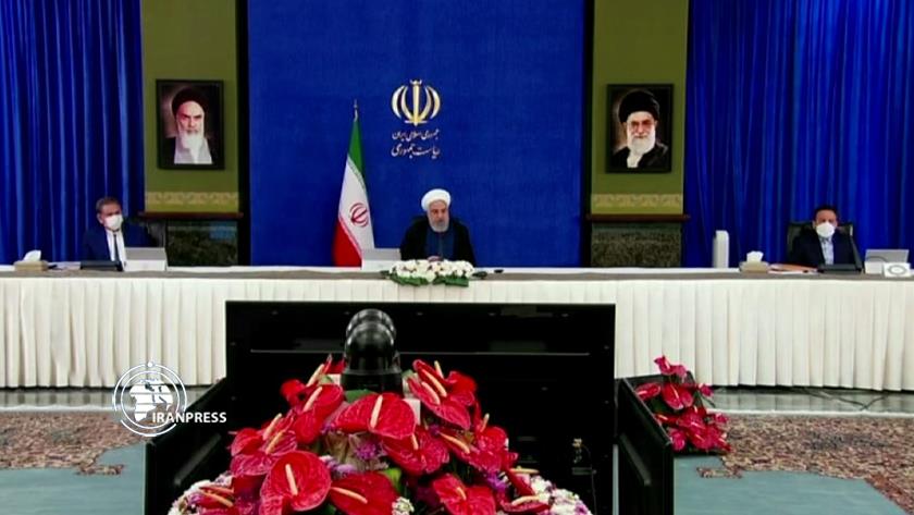 Iranpress: COVID-19, sanction, priorities in new year: Rouhani 