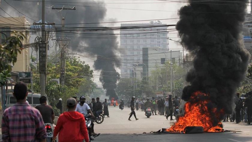 Iranpress: 80 killed in fresh crackdown on Myanmar protesters