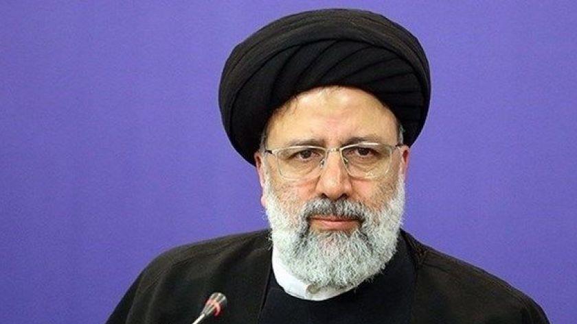 Iranpress: Judiciary Chief: Lifting sanctions Iran
