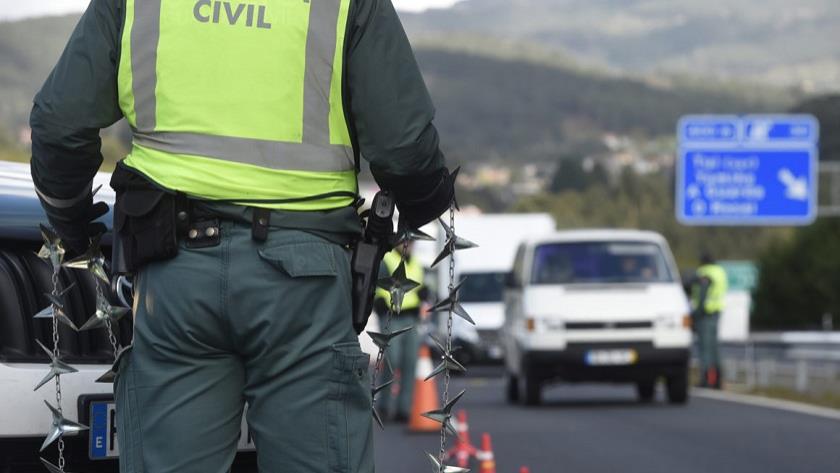 Iranpress: Portugal extends corona restrictions on Spanish border