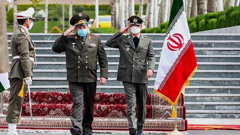 Iranpress: Iran, Tajikistan urge developing cooperation