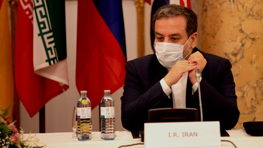 Iranpress: Intensive consultations of Iranian delegation in Vienna