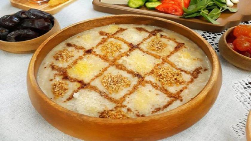 Iranpress: Iranian Food: Persian Haleem (Wheat and Meat Porridge)