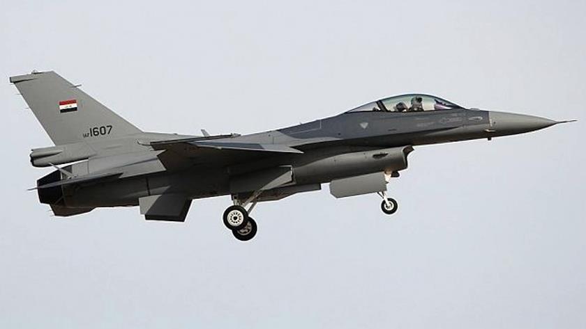 Iranpress: Iraqi jet fighters bombard ISIS terrorists positions
