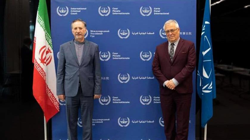 Iranpress: Iranian Dep FM, ICC President meet 