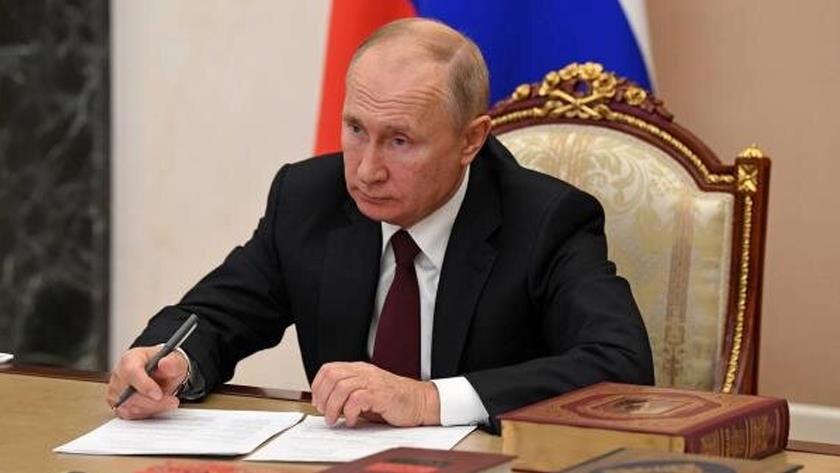 Iranpress: Putin hopeful of JCPOA renewal