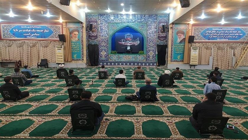Iranpress: Iranians observe second holy night of Qadr