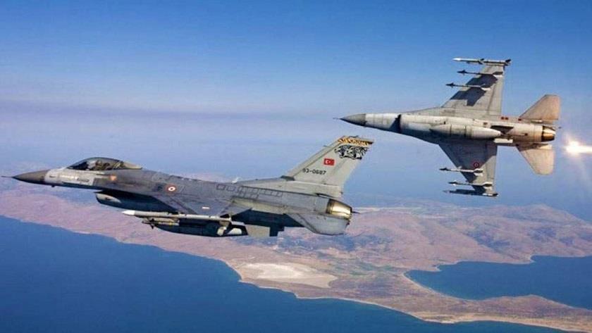 Iranpress: Turkish fighter jets violate Greek airspace