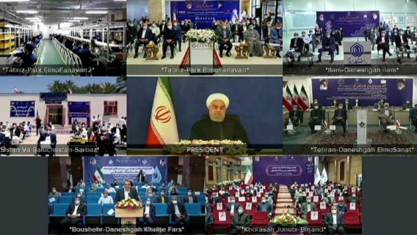 Iranpress: Rouhani inaugurates 188 projects on science and research nationwide