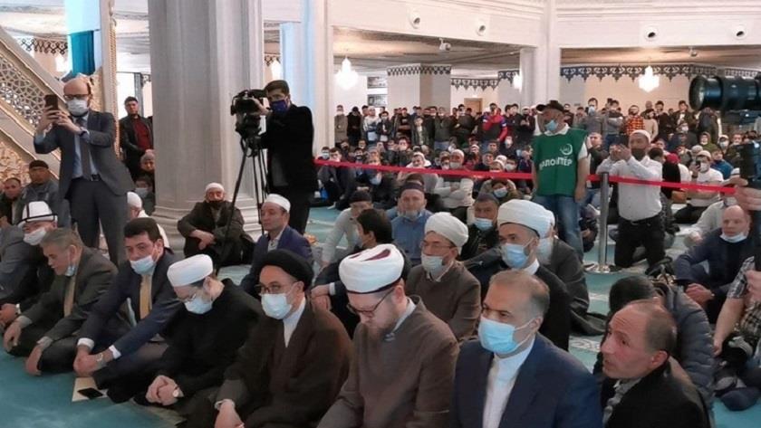 Iranpress: Russian Muslims express solidarity with Palestinian people on Quds Day