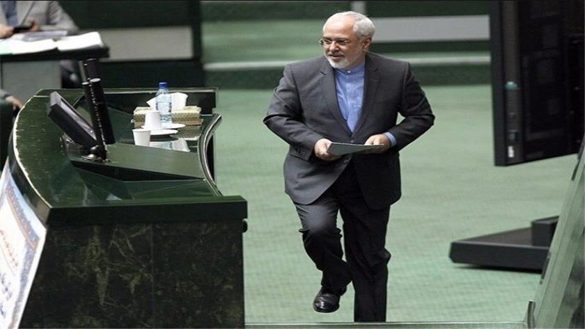 Iranpress: Zarif to brief to Majlis National security commission