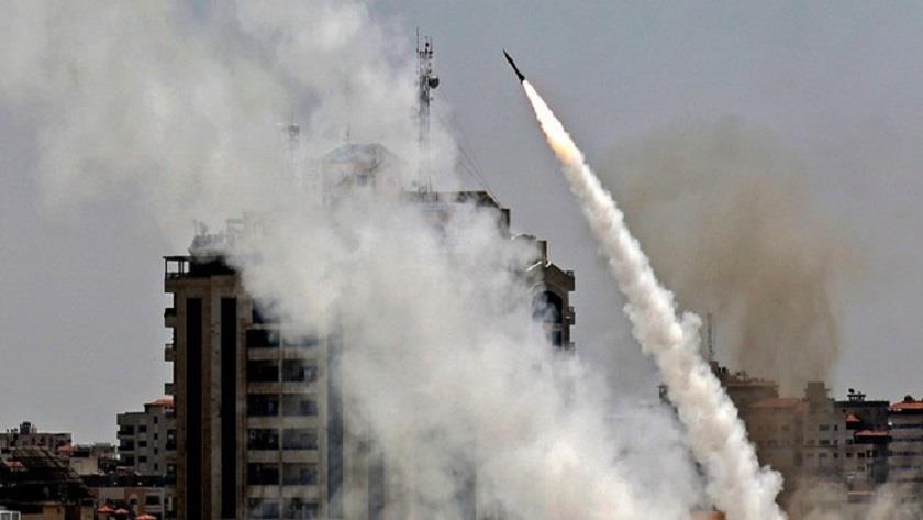Iranpress: Palestinian resistance targets Tel Aviv with 130 rockets