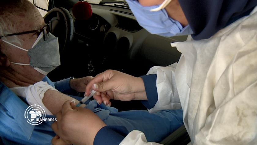 Iranpress: 2nd round of drive-in COVID-19 vaccination kicks off in Tehran