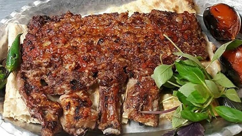 Iranpress: Traditional food of Kermanshah; Dande Kebab 