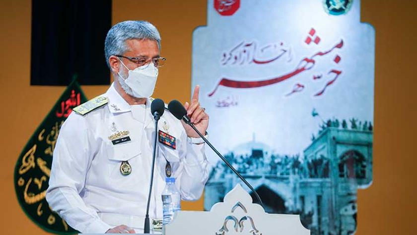 Iranpress: Zionist regime is rapidly declining: Admiral Sayyari