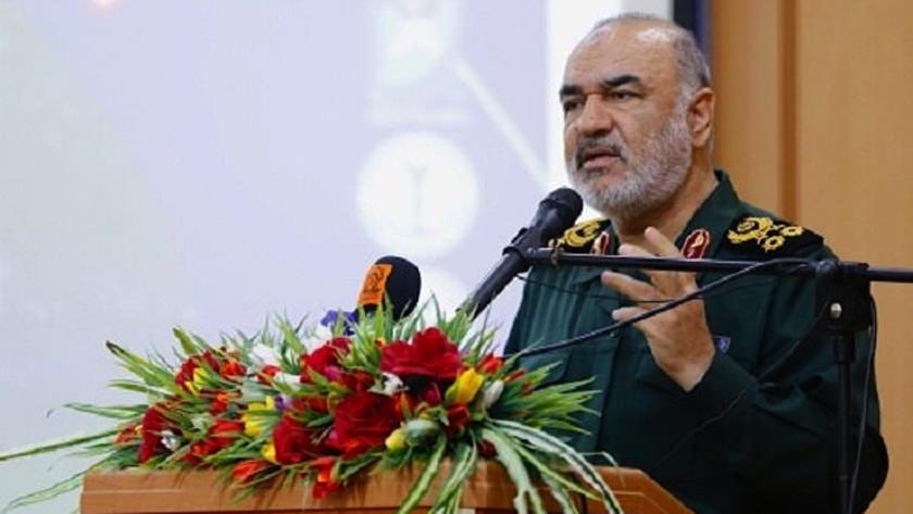 Iranpress: By empowering Basij, we can stand against enemies: IRGC commander