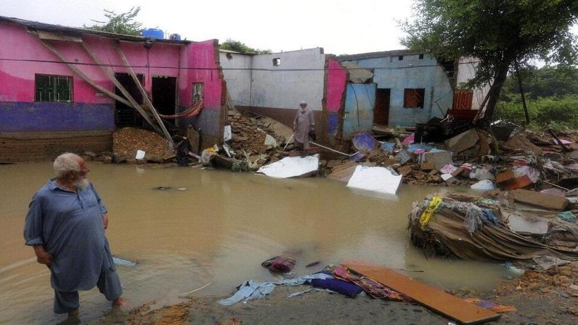 Iranpress: Pakistan: 10 killed, 3 injured in flood-related incidents