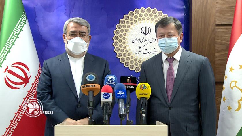 Iranpress: Iran-Tajikistan voice willingness to promote ties