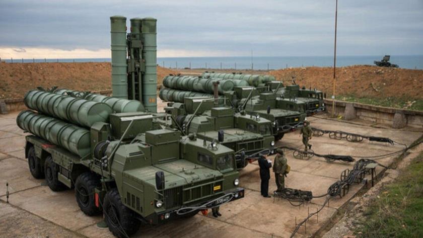 Iranpress: Russia, Iran to develop contacts in defense sector