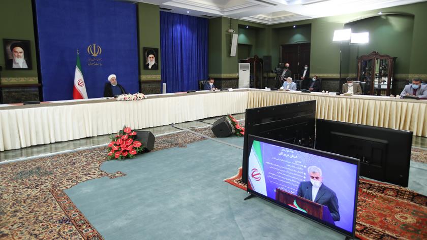 Iranpress: Rouhani inaugurates nationwide water and electricity projects 