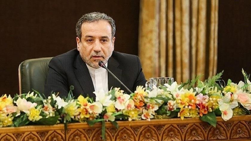 Iranpress: Araghchi: US must take first step by removing sanctions 