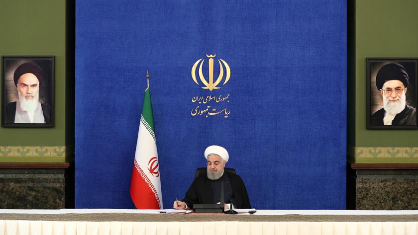 Iranpress: Rouhani appreciates elections staff, organizers