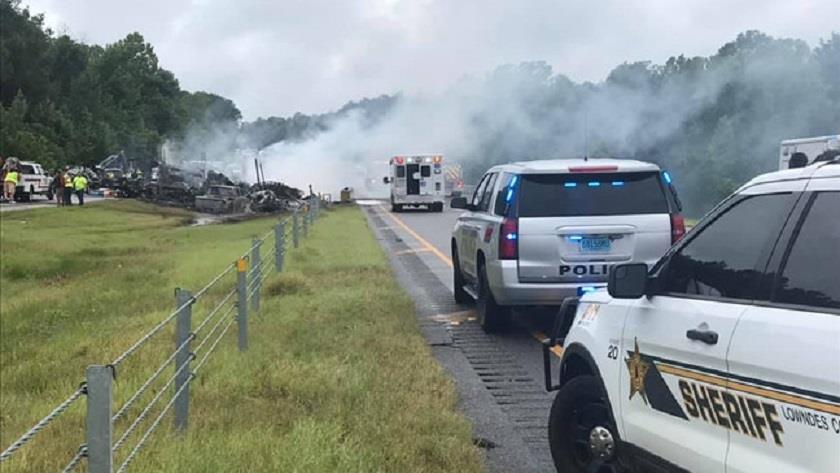 Iranpress: Alabama car crash: 10 people, including nine children are killed