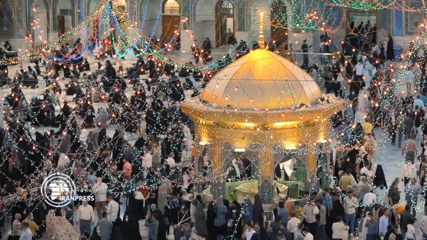 Iranpress: Imam Reza Shrine illuminated