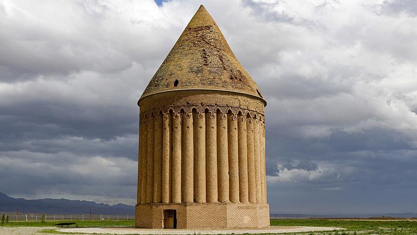 Iranpress: Radkan Tower; Iranian historical masterpiece, heritage